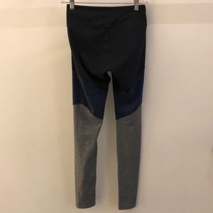 Outdoor Voices Pants - Outdoor Voices black blue gray legging sz S 68674 Outdoor Voices Pants - Outdoor Voices black blue gray legging sz S 68674